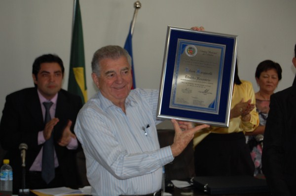 Dep.Marquezelli ajuda a população de Colômbia desde 1991